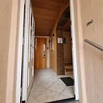 شقة Schoene 120Qm Wohnung Max 5 P, Bahnhofsnaehe, Tv Streaming Büttelborn