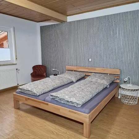 Schoene Grosse 2 Schlafzimmer Max 5 Personen Büttelborn