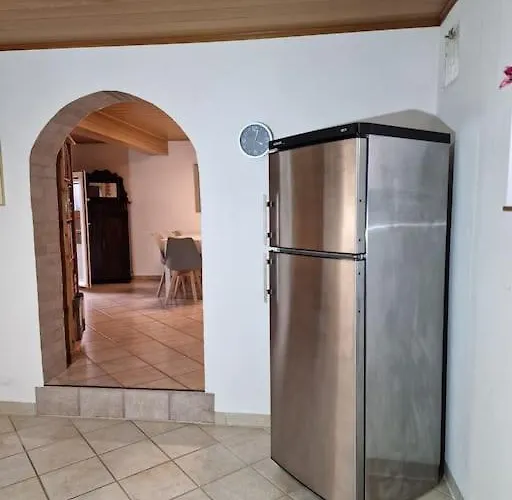 Schoene Grosse 2 Schlafzimmer Max 5 Personen *